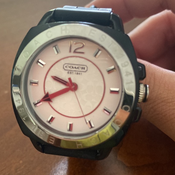 Coach Watch - Picture 6 of 6